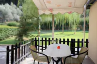 Apartments Avra فنادق في Lygia