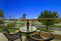 Melbourne Airport Motel - Мотели