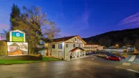SureStay Hotel by Best Western Helen Downtown Hotels in Helen
