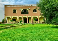 Guest House Qodwa Hotels in Srayeri