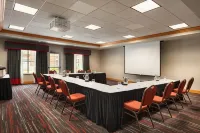 โฮมวูดสวีทส์ บายฮิลตัน แมดิสันเวสต์