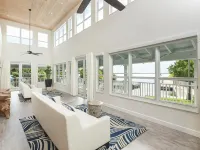 Dolphin Point Villas Hotele w: Key Largo