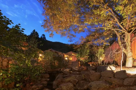 Syoubun Отели рядом с достопримечательностью «Takaragawa Onsen»