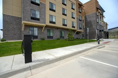 Fairfield Inn & Suites Denver Southwest/Littleton Отели рядом с достопримечательностью «Ред Рокс Парк энд Амфитеатр»