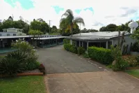 Y Motels Yarraman Hotel di Nanango