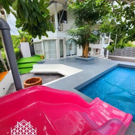 Sova Vcay Pool Villa