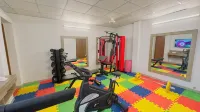 Priyo Nibash Stylish Residential Hotel - Fitnessstudio