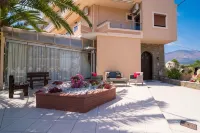 Villa Oasis Hotels in Skala Kallirakhis
