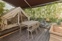 Whalero Gimpo Airport