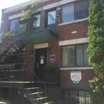 Maison des Jardins B & B Hotel Exterior