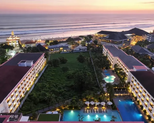Grand Mercure Bali Seminyak Hotels near Double Six