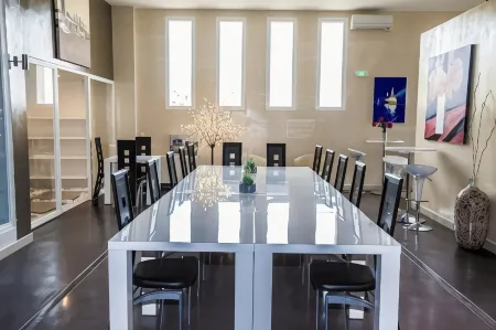 Château de Valloubière Отели в г. Сен-Жан-де-Фо