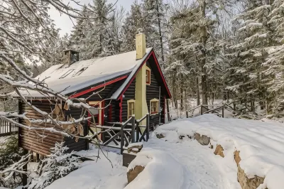 Auberge Spa & Beaux Reves Hotels in Sainte-Marguerite-du-Lac-Masson