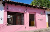 Hotel Dulce Luna
