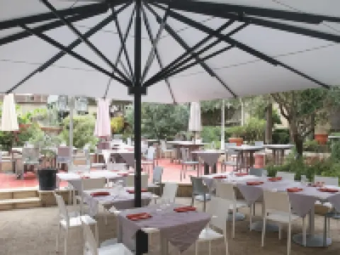 Le Continental Hoteles en Condom