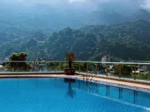 Yen Bien Luxury Hotel