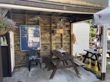 Mount View Hotel B&B Отели в г. Галвал