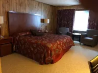 Evergreen Valley Inn
