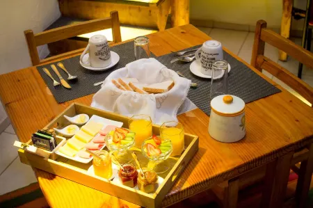 Hotel Parina Atacama Отели рядом с достопримечательностью «Caracoles 419d, San Pedro de Atacama»