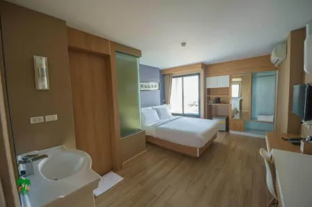 Coco Beach Resort Bangsaen