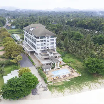 Khanom Golden Beach Hotel