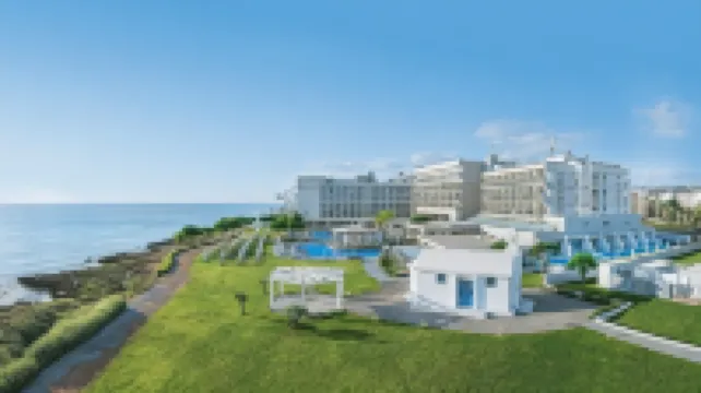 パーネラ ビーチ ホテル