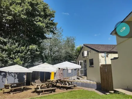 The Little Crown Inn Отели в г. Гетр Фор