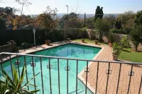 Moonflower Cottages - Private Pools