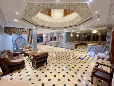 Hôtel Plaisance Отели в г. Аль Исмейлия