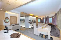 DV Chalet Boutique Hotel & Spa Hotels in Palu