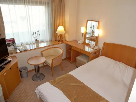 Kobe Luminous Hotel