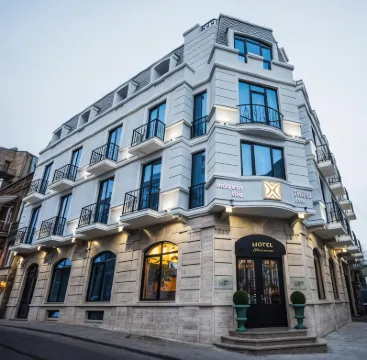 Tbilisi Inn Hotels near Liberty square