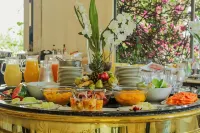 Nobile Suites Excelsior Asuncion - breakfast