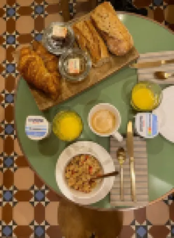 แอลเอสกาปาดบอร์เดอแลส - ชัมเบรสดีโฮเทส