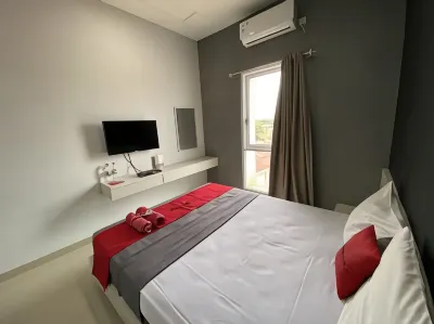 RedDoorz Near Rsud Margono Purwokerto 3 Hotels near UMP Garden