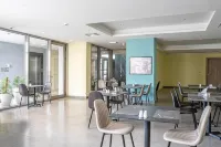 LIV Weibdeh Hotel Suites