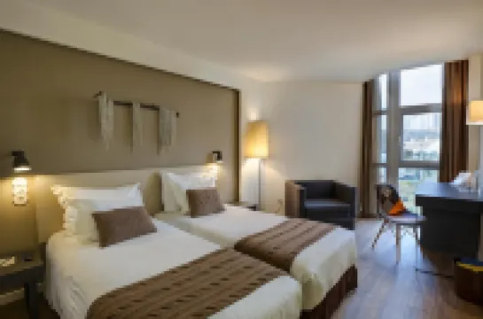 普拉拉 - 羊毛谷水療飯店 住宿飯店