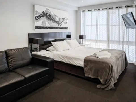 Apartments on Chapman Hotels near The University of Melbourne