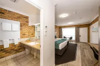 The Club Motor Inn Chinchilla Hotels in Chinchilla
