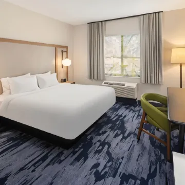 Fairfield Inn & Suites Alexandria