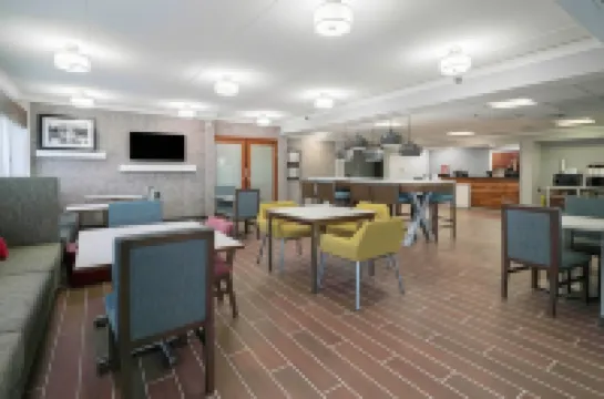 Hampton Inn St. Louis/Westport