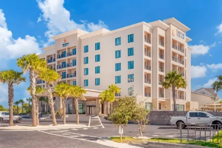 Comfort Inn & Suites Gulf Shores East Beach Near Gulf State Park