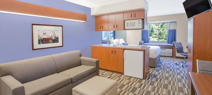 Microtel Inn & Suites by Wyndham Manistee Hotels in Manistee County
