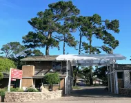 Lighthouse Lodge & Cottages - breakfast