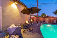 Shell Beach Inn - Beach