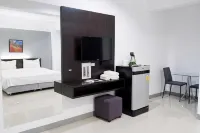 Izen Budget Hotel & Residence - 3-Star