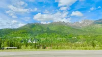 Denali Rainbow Village RV Park and Motel