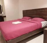 Hotel Chitara Residency Hotels near Tilak Smarak, Dervan Hospital