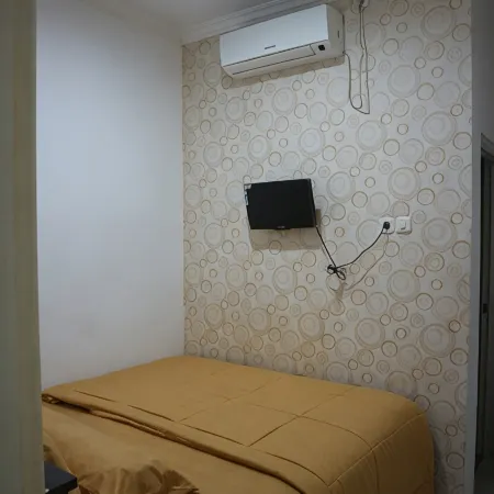 Lestari Homestay Отели в г. округ Гресик