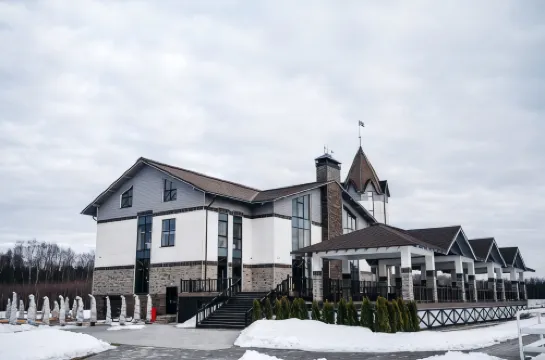 Za Povodom Hotel